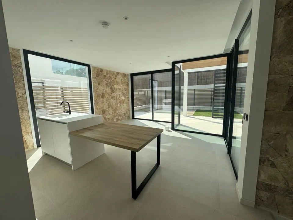 Villa i Cala Tarida, Ibiza - foto 4